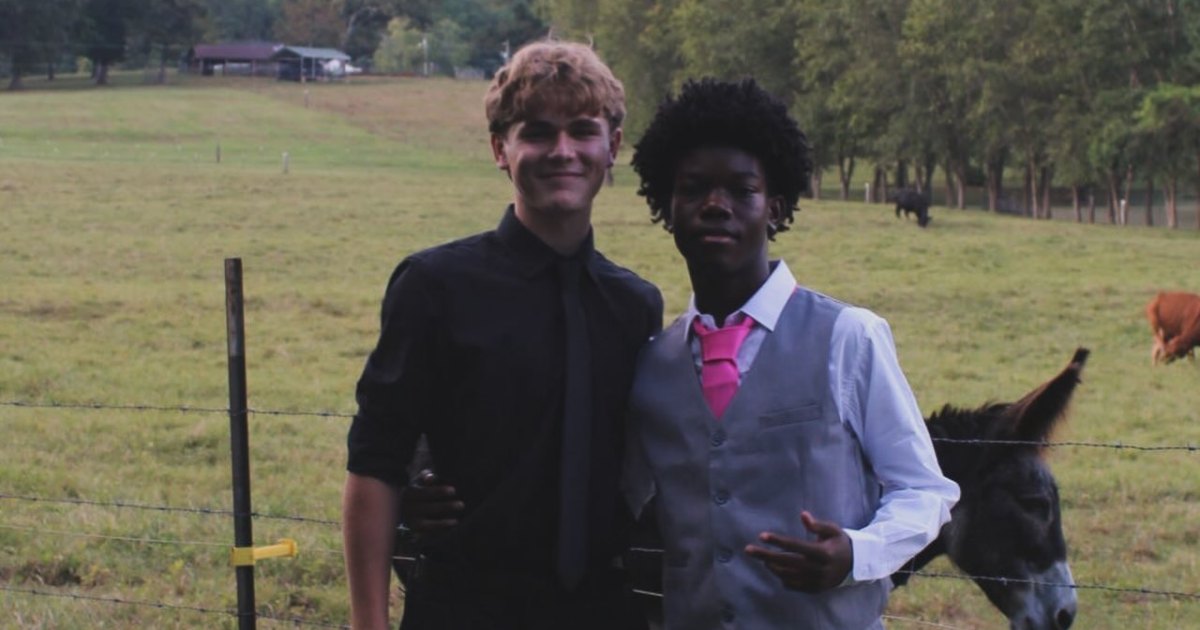 High School Football Star Cruz Ellenburg, 16, Dead in UTV Rollover Accident