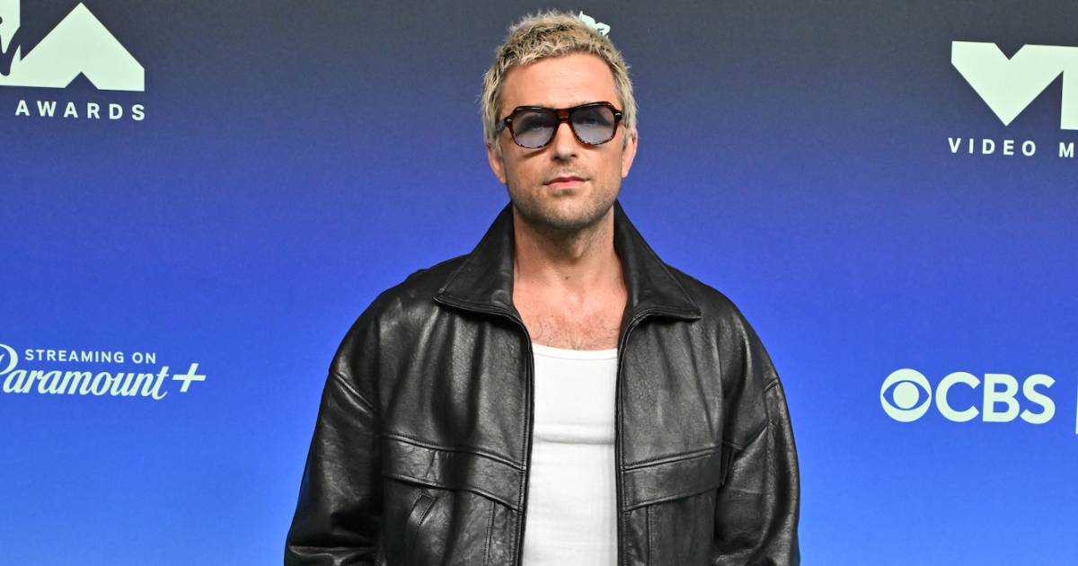 The Housemaid’s Brandon Sklenar Looks Unrecognizable With Blond Transformation at 2026 MTV VMAs The Housemaid’s Brandon Sklenar Looks Unrecognizable With Blond Transformation at 2026 MTV VMAs