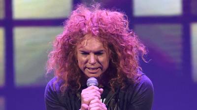 Carrot-Top-GettyImages-884138314