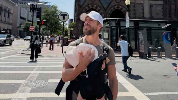 Derek-Hough-and-Daughter_1787676980_3971643977307637886_19278489