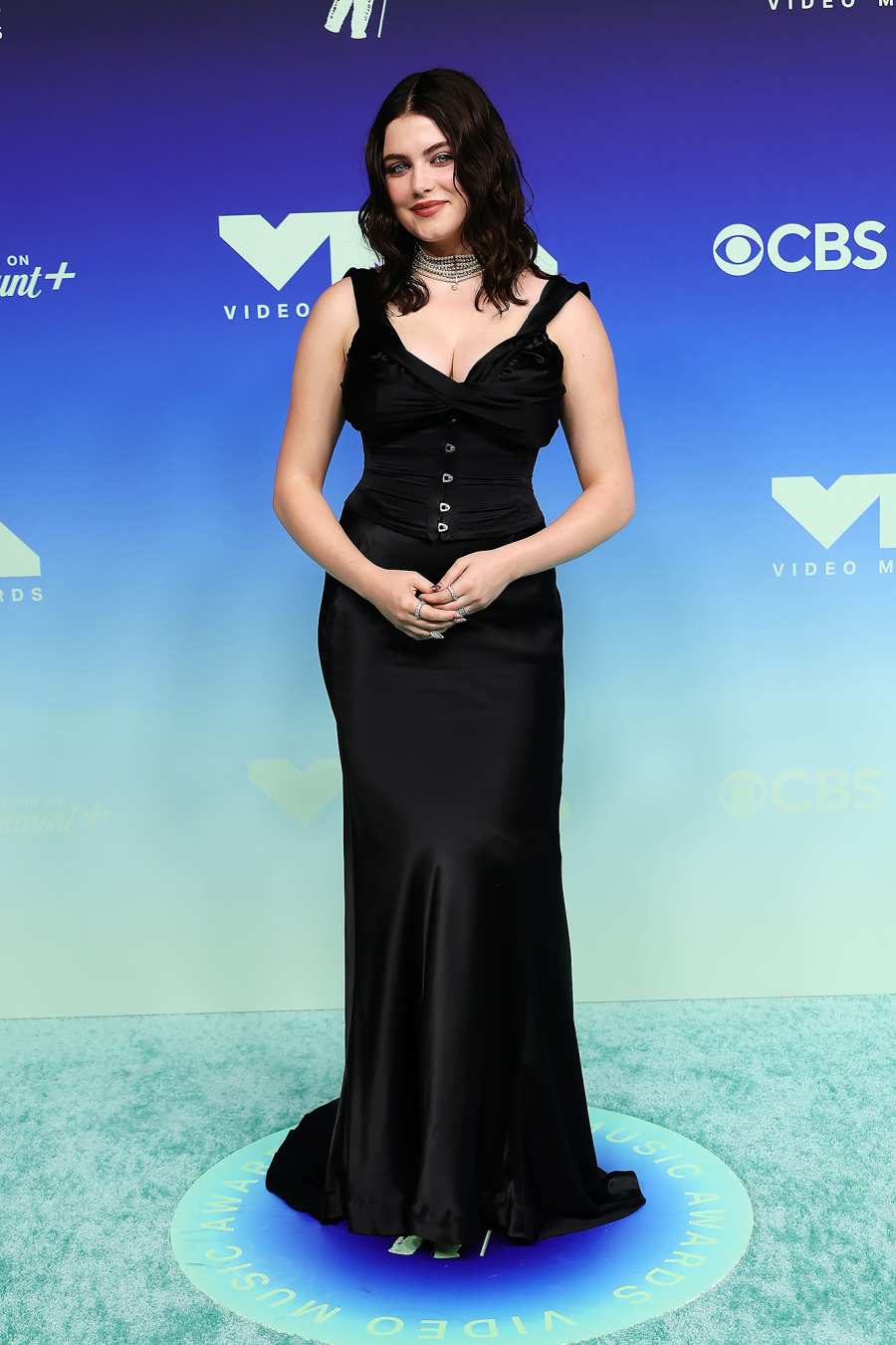 Ella Bright Arrival Red Carpet 2026 MTV Video Music Awards