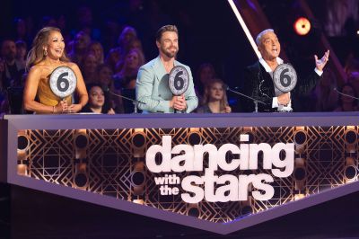 Elizabeth Berkley Claims 'DWTS' Created Drama 'When It Didn't Exist'