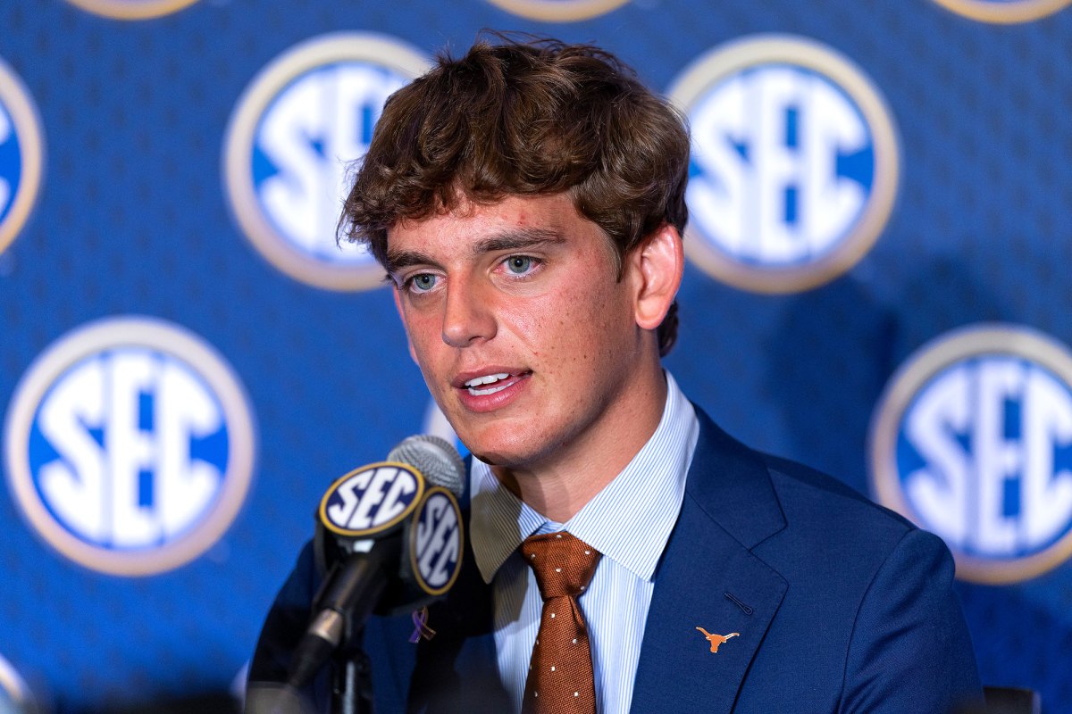Feature Texas QB Arch Manning Criticized for Laughing About AI Video of ESPN Holly Rowe Getting Slapped