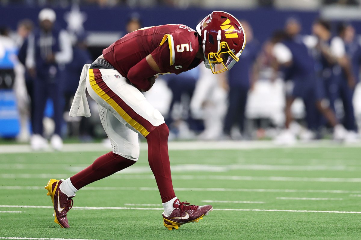 Feature Tom Brady Curses on Hot Mic After Grotesque Injury Suffered by Washington Commanders QB Jayden Daniels