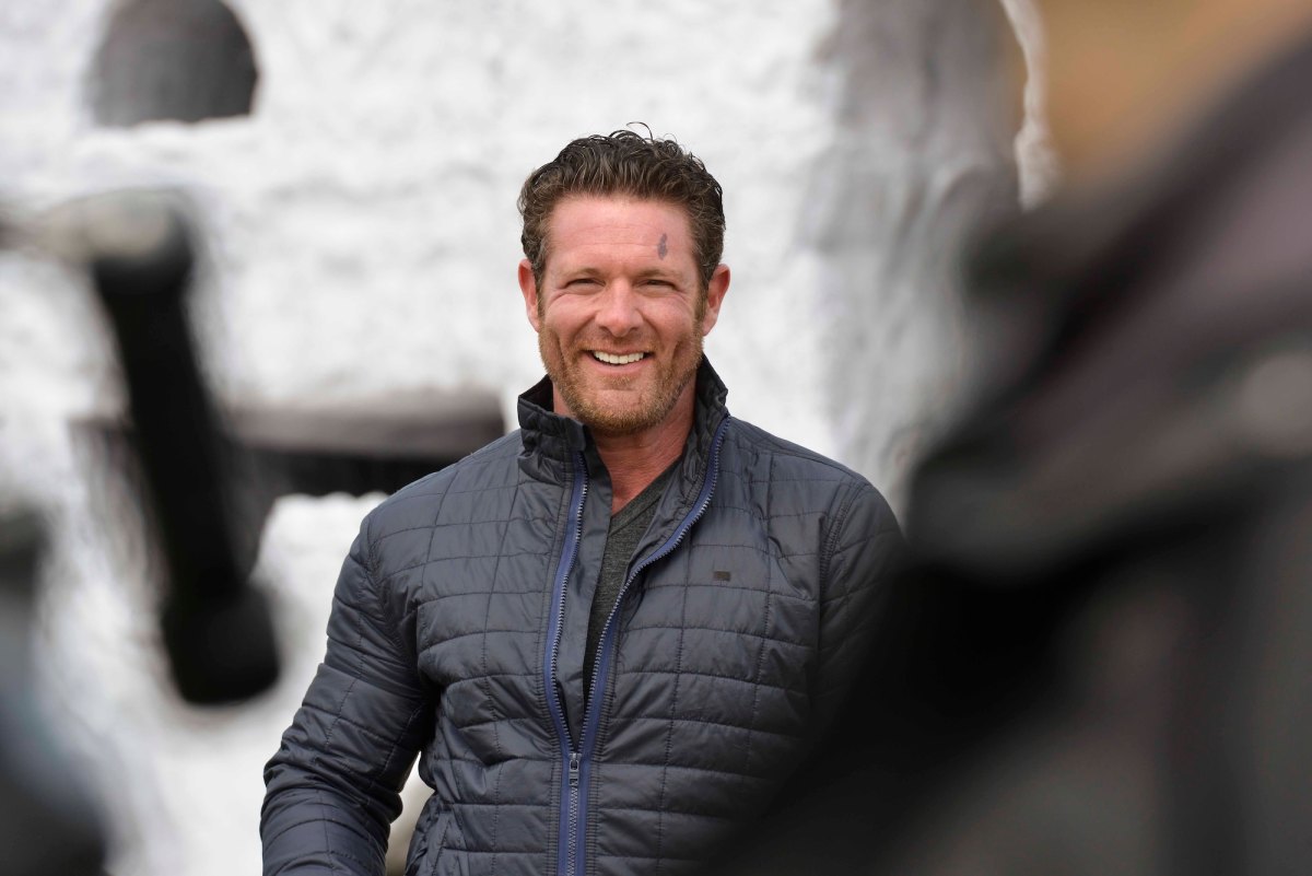 Former 'Dancing With the Stars' Contestant Noah Galloway to Become a Grandpa at 44