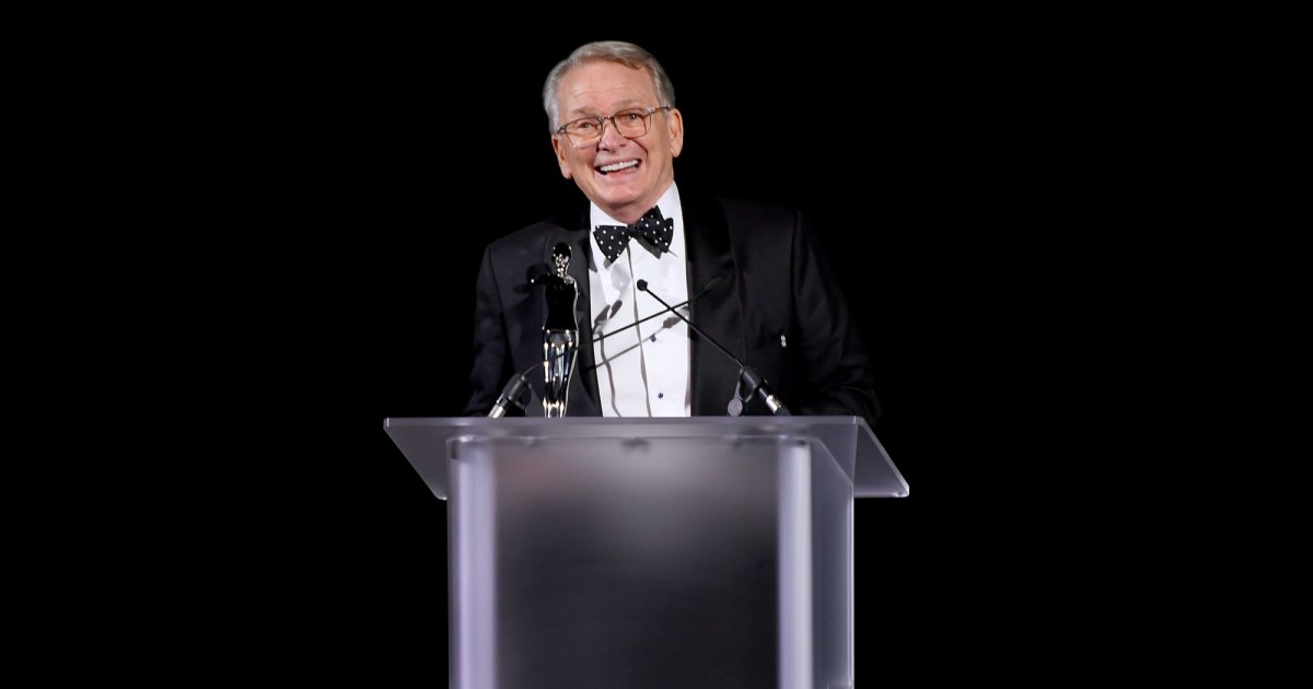 Bob Mackie’s Cause of Death Revealed After Legendary Fashion Designer Died at 87 Bob Mackie’s Cause of Death Revealed After Legendary Fashion Designer Died at 87