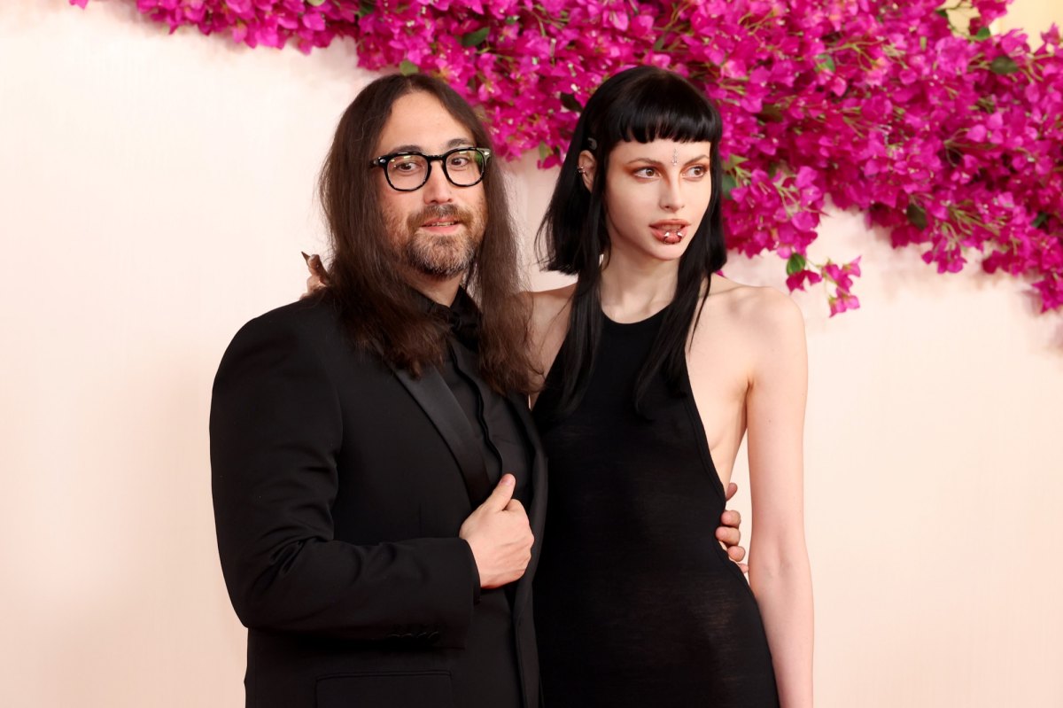 GettyImages-2074093362-sean-ono-lennon-charlote-kemp-muhl
