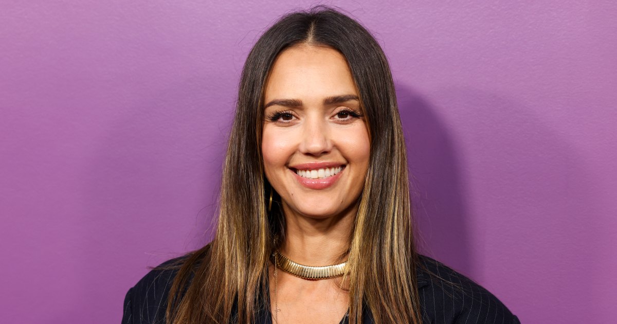Move Over, Sneakers! Jessica Alba Proved This Luxe Loafer Style Is the Rich-Lady Shoe of Fall 2026 Move Over, Sneakers! Jessica Alba Proved This Luxe Loafer Style Is the Rich-Lady Shoe of Fall 2026
