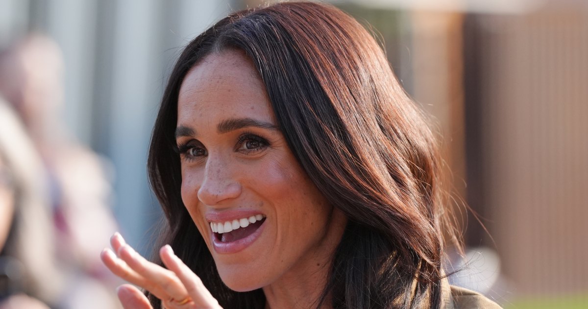 Not Chelsea Boots! Meghan Markle’s Wore This Rich-Girl Fall Shoe Style — And Honestly, We’re Sold Not Chelsea Boots! Meghan Markle’s Wore This Rich-Girl Fall Shoe Style — And Honestly, We’re Sold