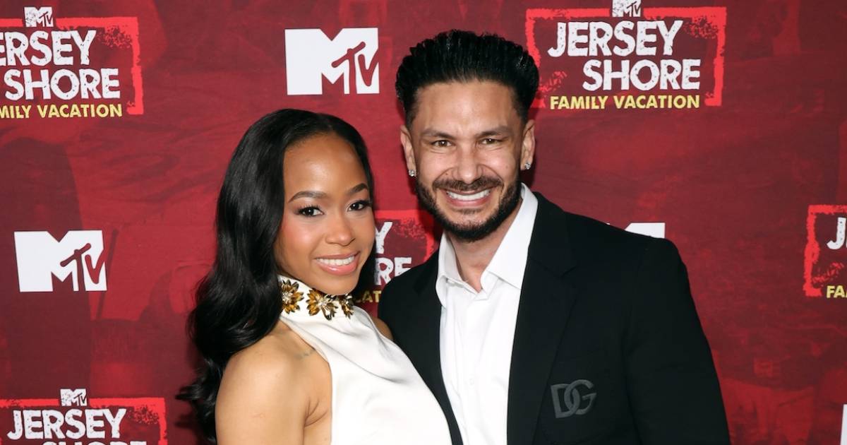 Publisher preview accompanying ‘Jersey Shore’ Alum DJ Pauly D Is Engaged to Influencer Nikki Hall After 6 Years of Dating