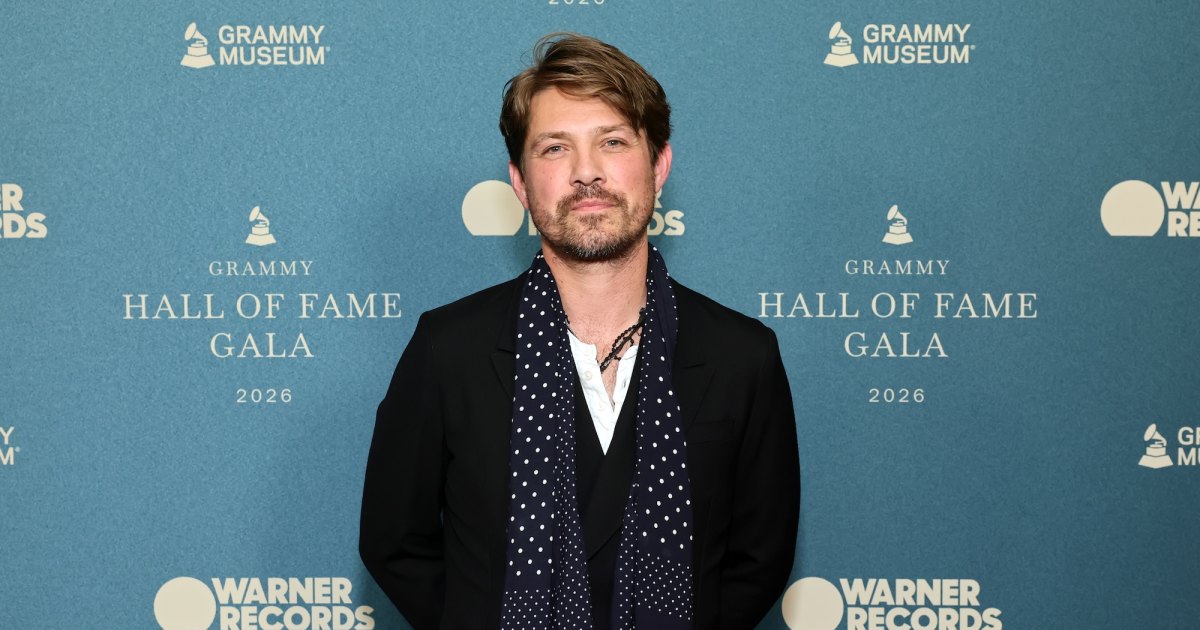 Taylor Hanson’s Family Guide: See His 7 Kids With Wife Natalie Taylor Hanson’s Family Guide: See His 7 Kids With Wife Natalie