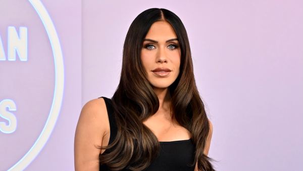 essi Draper Opens Up About Plastic Surgery ‘Regrets’ and ‘Body Dysmorphia’: Be Cautious’