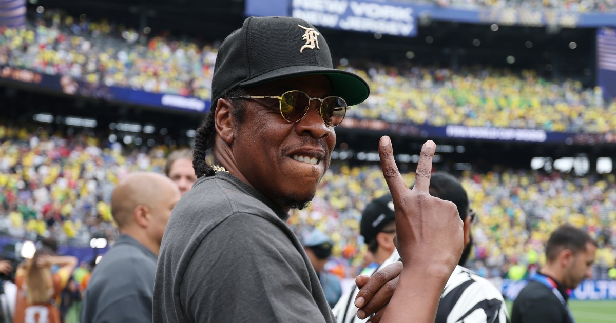 Jay-Z Picks Himself to Headline the 2027 Super Bowl Halftime Show: Reports Jay-Z Picks Himself to Headline the 2027 Super Bowl Halftime Show: Reports