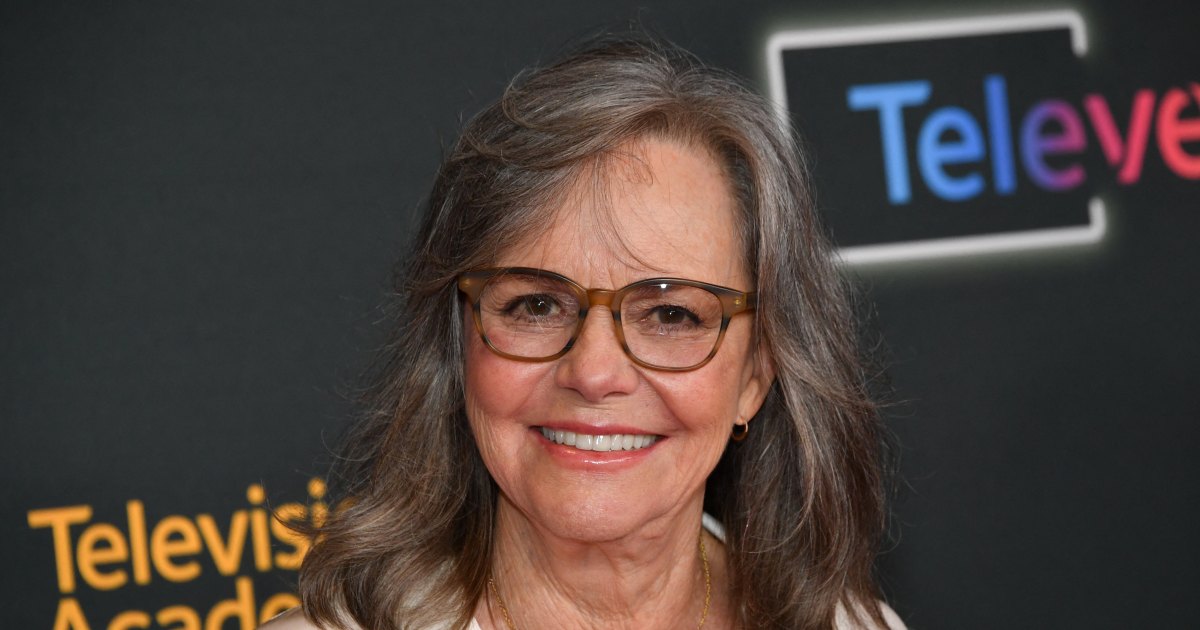 Sally Field's 'Ballet' Sneakers Make Literally Any Outfit Look Rich -- And We're Copying for $43