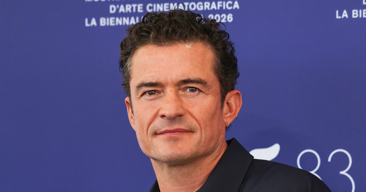 Orlando Bloom Opens Up About ‘Sincere’ Threesome Scene With Rooney Mara and Kate Mara in New Movie Orlando Bloom Opens Up About ‘Sincere’ Threesome Scene With Rooney Mara and Kate Mara in New Movie