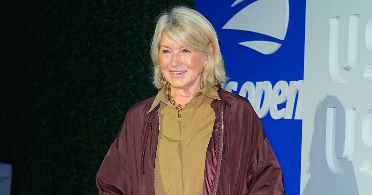 Forget Black Pants! Martha Stewart’s Slimming Trousers Come in This Ultra-Rich Fall Color