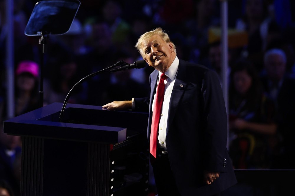 GettyImages-2294612134 JD Vance Begs Voters to Give Donald Trump Administration Another Chance.