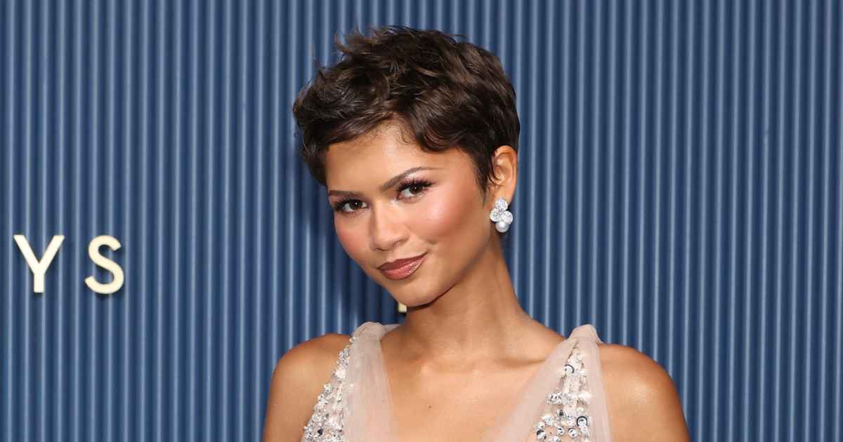 Everything to Know About Zendaya’s ‘Late ’90s Makeup’ and Wavy Pixie Cut at the 2026 Emmys
