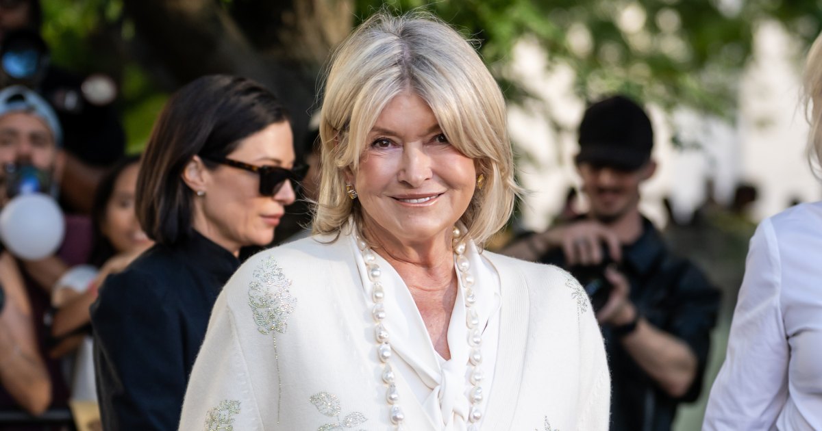 Exclusive! Martha Stewart Shared Her ‘Essential’ Fall Staples — Shop Sweaters, Decor and More From Exclusive! Martha Stewart Shared Her ‘Essential’ Fall Staples — Shop Sweaters, Decor and More From