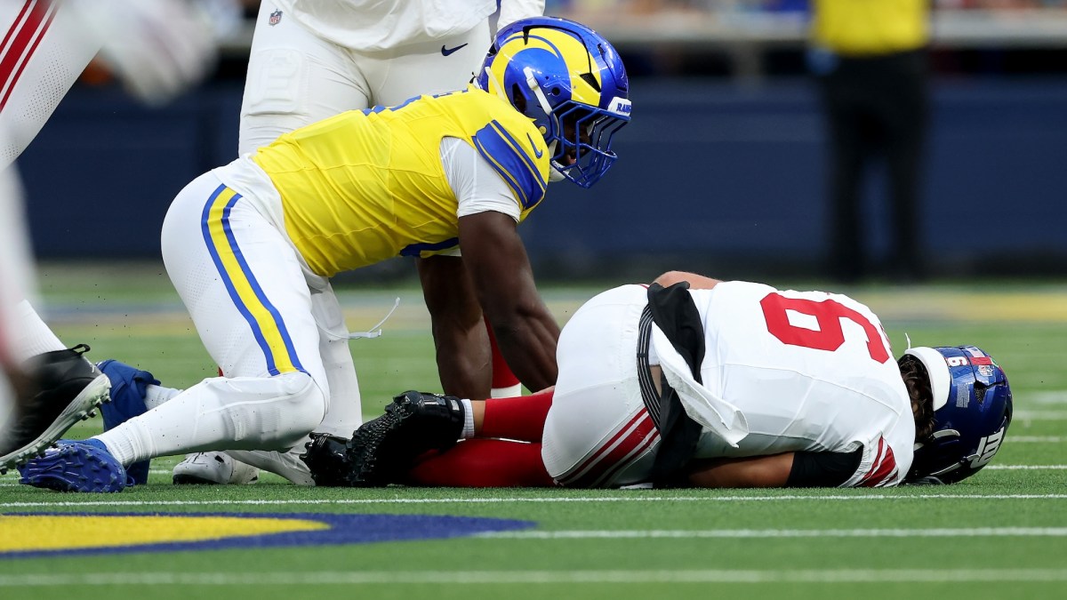 New York Giants Receive Crushing Jaxson Dart Injury News After 'MNF' Exit
