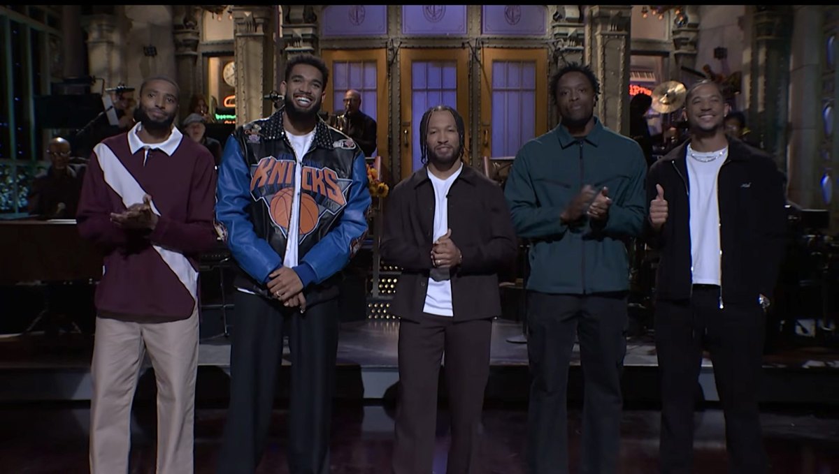 Jalen Brunson New York Knicks Teammates Crash SNL Debut 2
