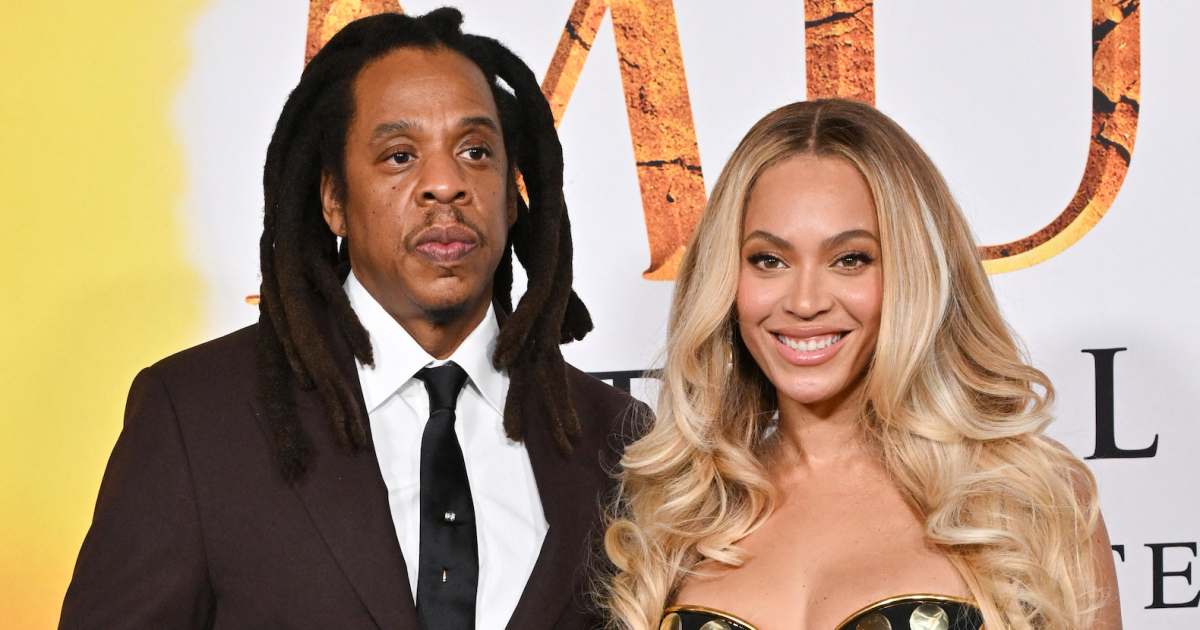 Jay-Z Pauses London Gig to Serenade Beyonce on Her Birthday, Jokes She’ll ‘Kill Me for That One’ Jay-Z Pauses London Gig to Serenade Beyonce on Her Birthday, Jokes She’ll ‘Kill Me for That One’