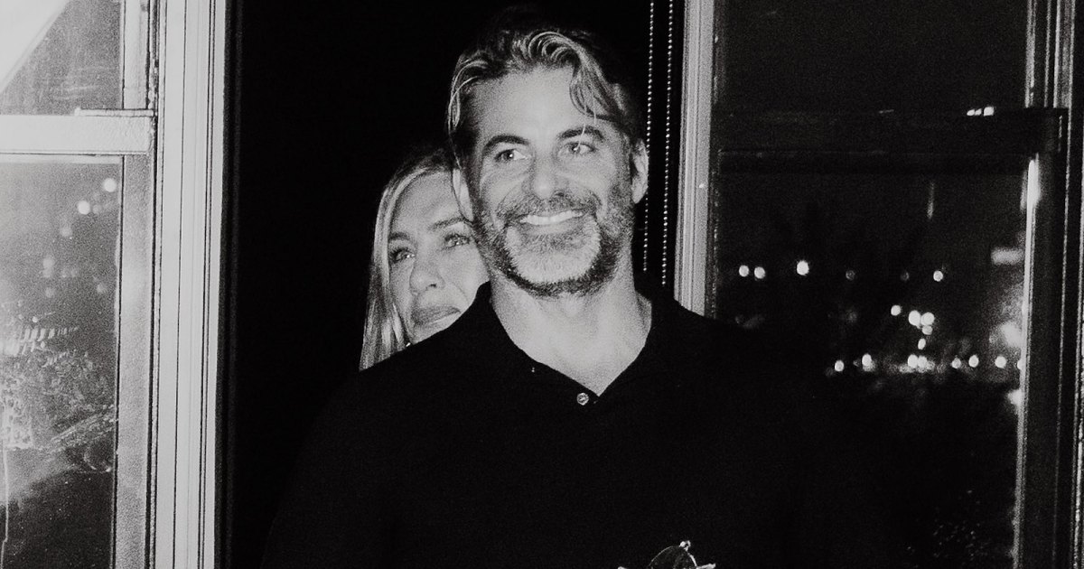 Jennifer Aniston’s BF Jim Curtis Reflects on Navigating Fame Jennifer Aniston’s BF Jim Curtis Reflects on Navigating Fame