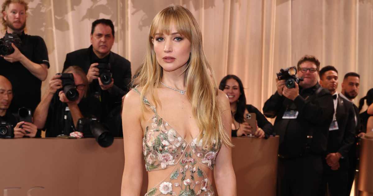 Jennifer Lawrence Joins Instagram, Threatens to ‘Quit Immediately’ If Fans Say ‘Anything Negative’
