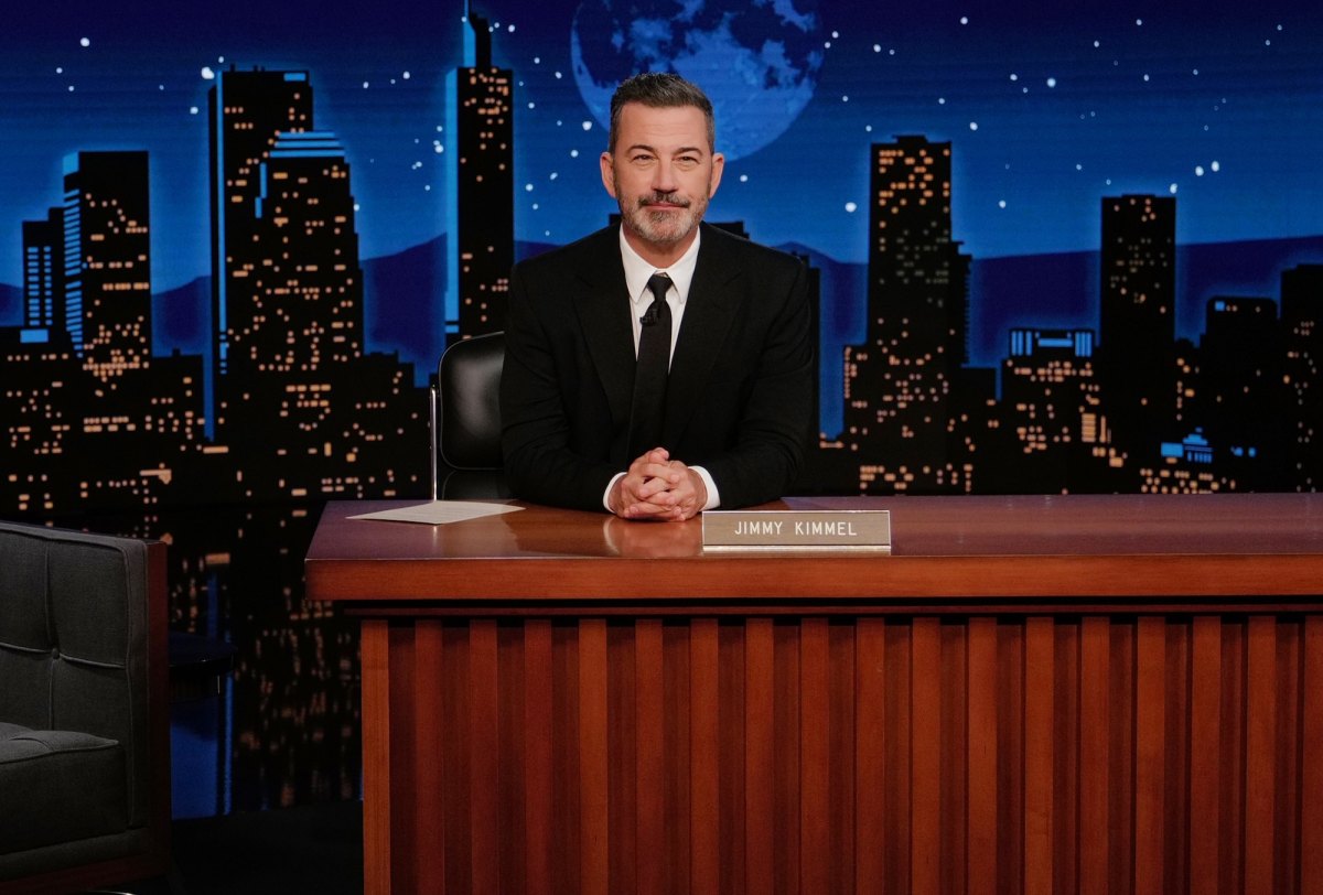 Jimmy Kimmel Announces Talk Show Change After Being 'Threatened' by the FCC