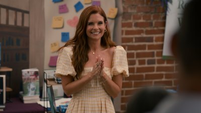 Joanna-Garcia-Swisher-Sweet_Magnolias_n_S5_E9_00_32_09_05_R