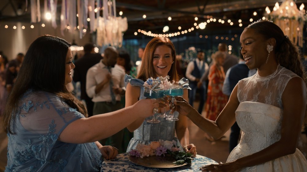 Joanna-Garcia-Swisher-and-Brooke-and-Heather-Sweet_Magnolias_n_S5_E10_00_43_09_11_R