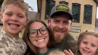 Joy-Duggar-Family_1784319528_3943479713240290396_5493396392