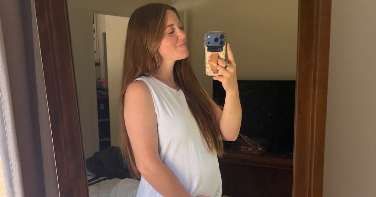 ‘Counting On’ Alum Joy-Anna Duggar Explains Why Hiding Her Pregnancy Was ‘Challenging’ ‘Counting On’ Alum Joy-Anna Duggar Explains Why Hiding Her Pregnancy Was ‘Challenging’