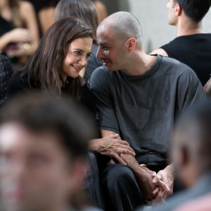 Katie-Holmes-and-Jason-Bard-Yarmosky-GettyImages-2294384594