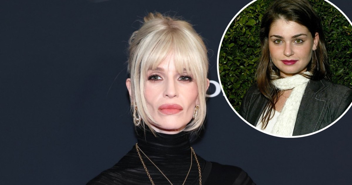 Kelly Osbourne Details Relationship With Estranged Sister Aimee, Explains Why She Cut Ties Kelly Osbourne Details Relationship With Estranged Sister Aimee, Explains Why She Cut Ties