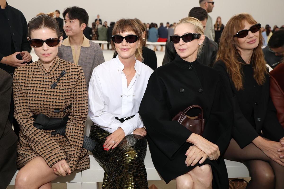 Leighton Meester and Kelly Rutherford Have a Stylish Gossip Girl Reunion at Milan Fashion Week