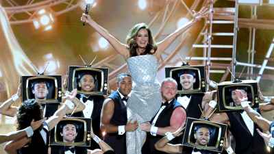 Mariska-Hargitay-Emmys-2026-Opening-GettyImages-2295305472