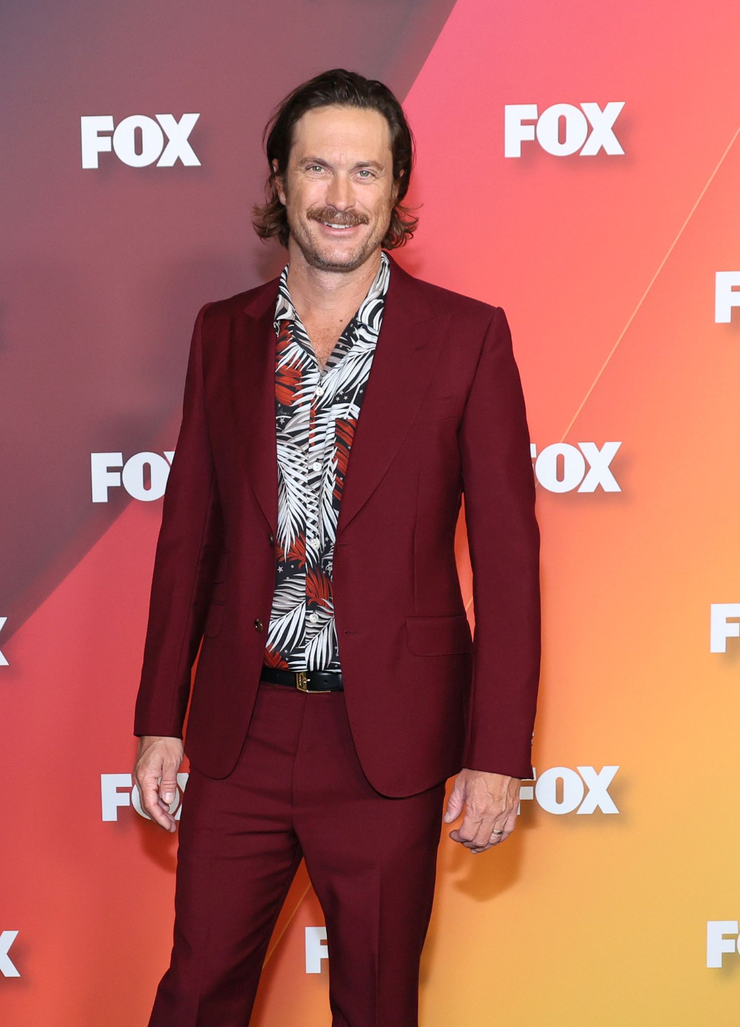Oliver Hudson Bio Pic