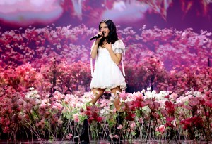 Olivia Rodrigos Dress Melts in Tour Finale After Babydoll Frock Backlash Olivia Rodrigos Dress Melts in Tour Finale After Babydoll Frock Backlash