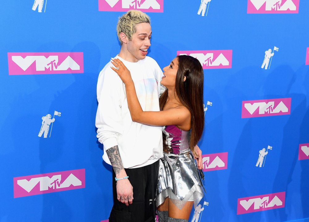 Pete-Davidson-and-Ariana-Grande-GettyImages-1020371628