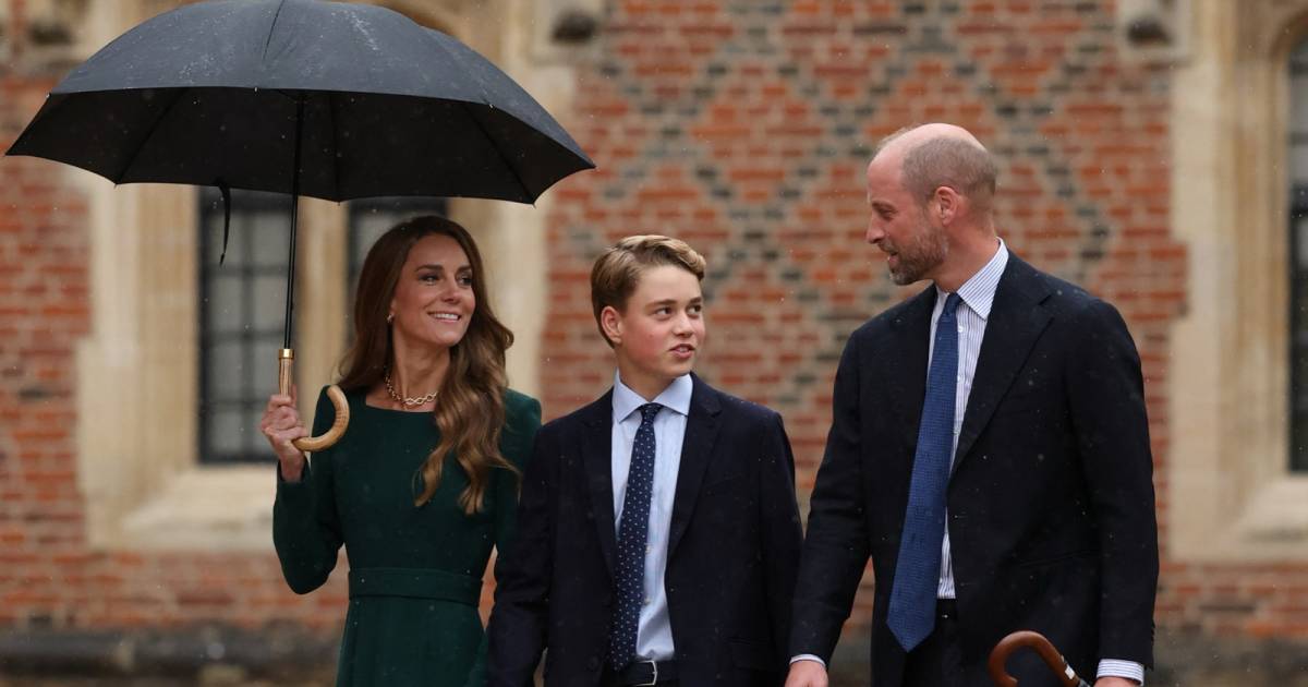 Prince William and Kate Middleton Drop Off Prince George, 13, for 1st Day at Eton College Prince William and Kate Middleton Drop Off Prince George, 13, for 1st Day at Eton College