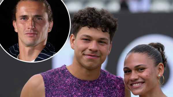 SPLIT-Alexander-Zverev-Beats-Ben-Shelton-Mocks-GF-Trinity-Rodman.jpg