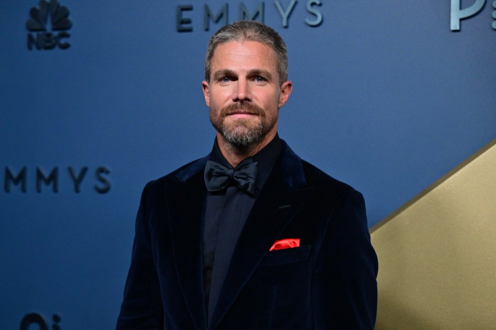 Stephen Amell Relocated His Family During Baywatch Filming It Was Like Summer Camp Feature
