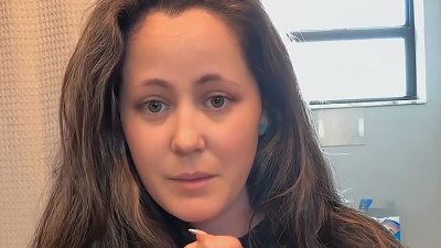Teen Mom Jenelle Evans Tearfully Explains Recent Hospital Stay