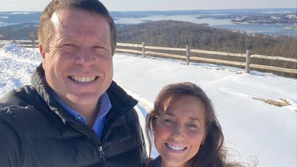 The Duggar Family Courtship Guide Feature Jim Bob and Michelle