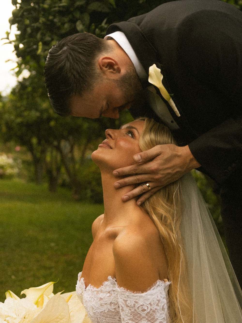 Ultimatum Casey Douglass and David Atkinson Marry in Intimate Italian Wedding