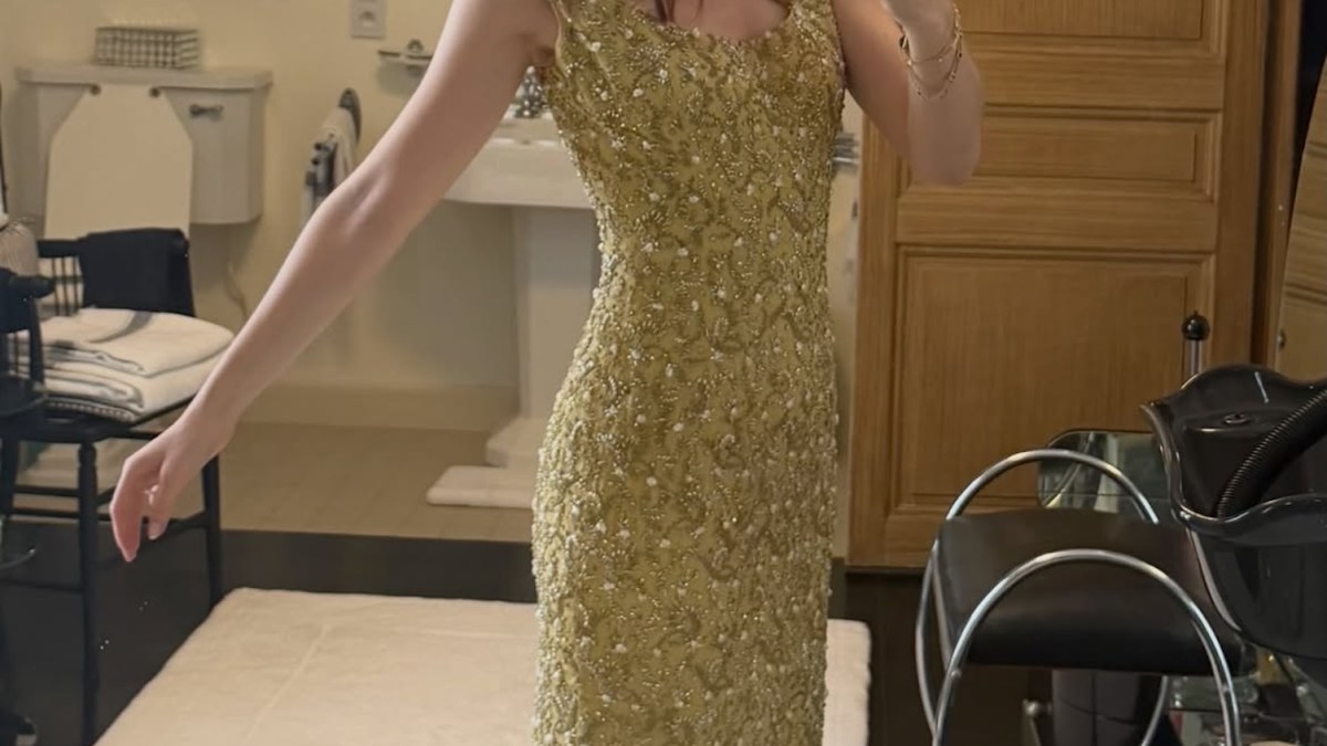 Grace Kelly’s Granddaughter Wears Her Dress 60 Years Later: ‘Yellow Mood’