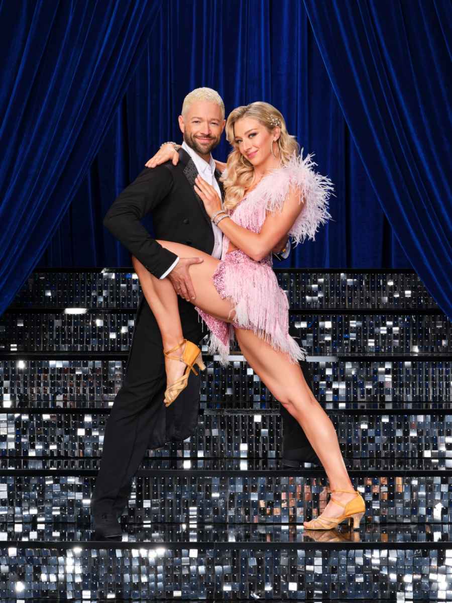 Dancing With the Stars Season 35 Premiere Night 2 Recap Which Celebrity Was Sent Home?