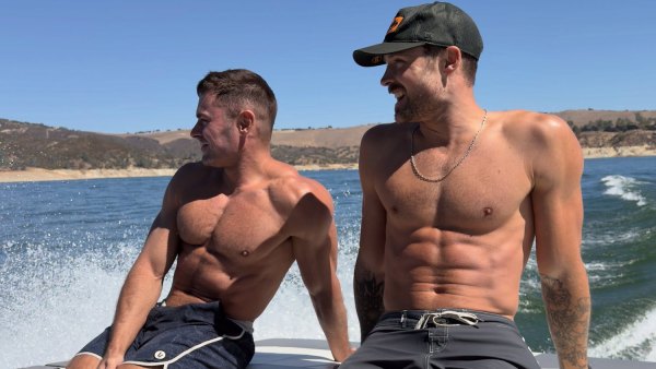 dylan-and-zac-efron_1788978019_3982558080518442371_3555774561