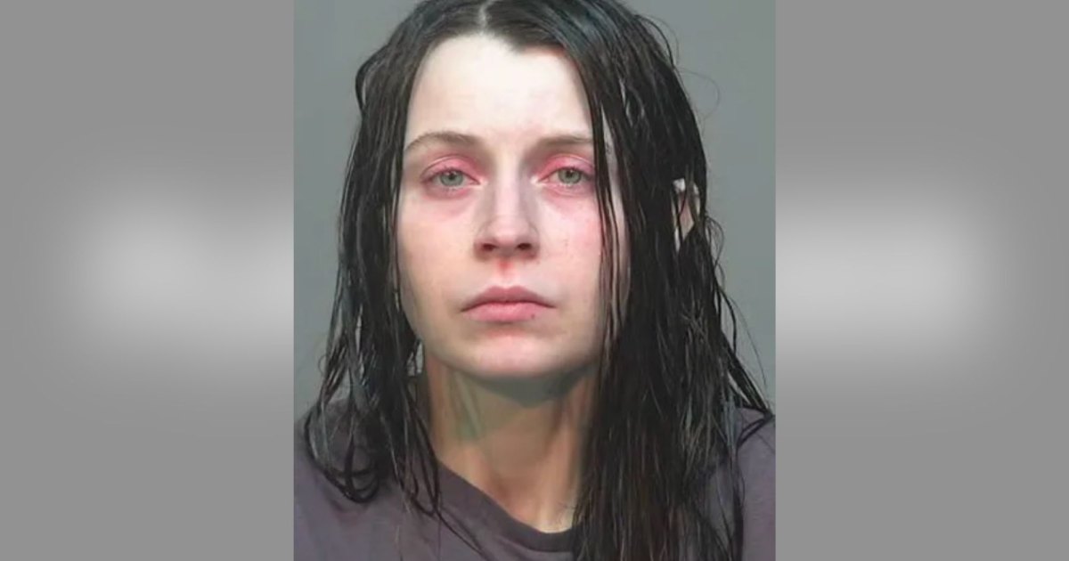 Ohio ‘House of Horrors’ Mom Elizabeth Siders Accused of ‘Sexual Conduct’ With Minor Family Member Ohio ‘House of Horrors’ Mom Elizabeth Siders Accused of ‘Sexual Conduct’ With Minor Family Member